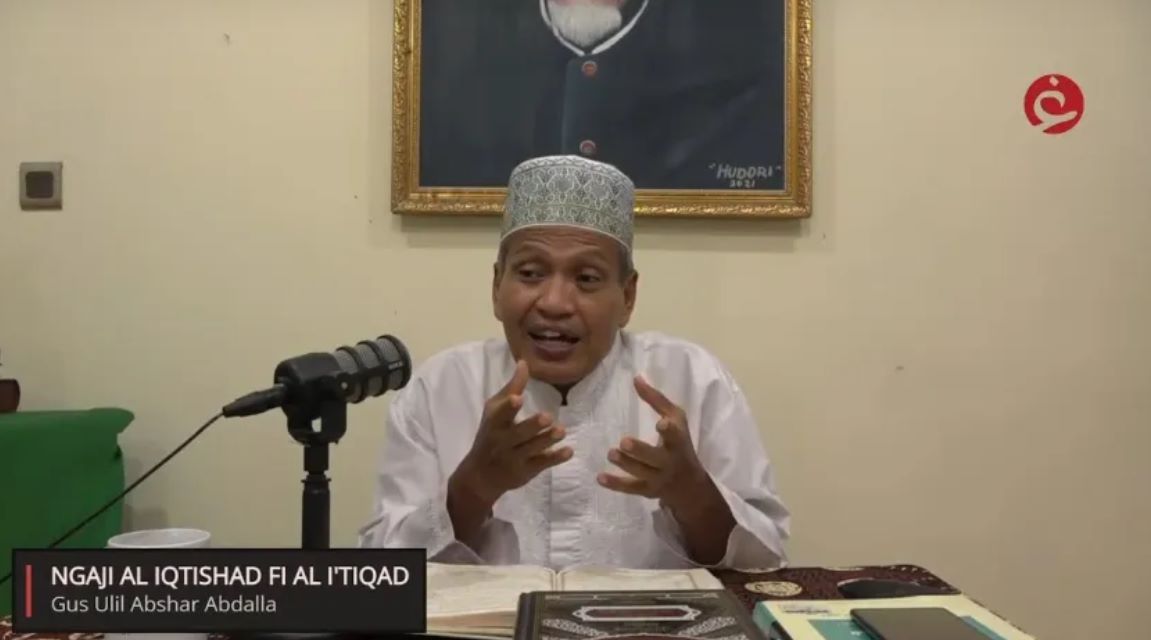 Gus Ulil ngaji Al-Iqtishad fi Al-I’tiqad: Sesat pikir karena asosiasi